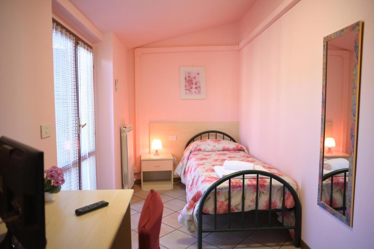 Camere Paolo อัสซิซี ภายนอก รูปภาพ
